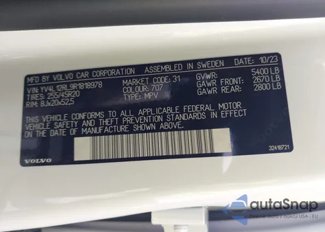 2024 Volvo Xc60 B5 Plus Dark Theme из США, поврежденный, VIN YV4L12RL9R1818978